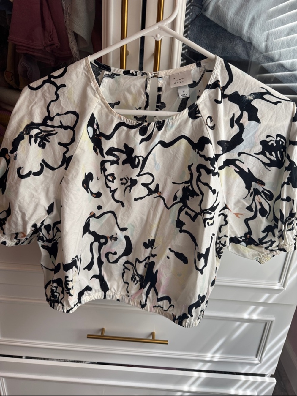 Cropped blouse